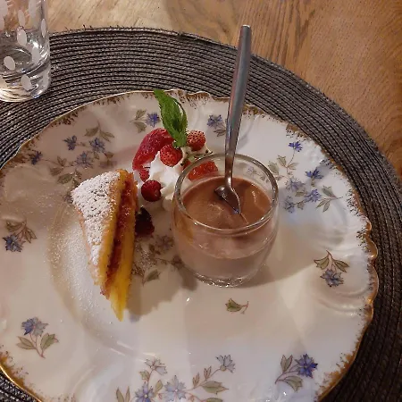 Le Val Daniniere Adult Only Pensión 3*